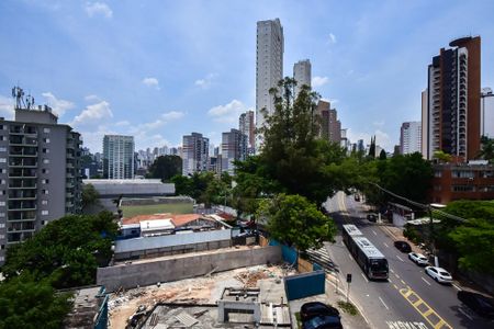 Apartamento à venda com 140m², 3 quartos e 3 vagasVista