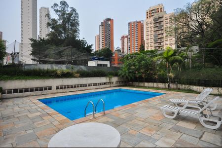 Apartamento à venda com 140m², 3 quartos e 3 vagasPiscina