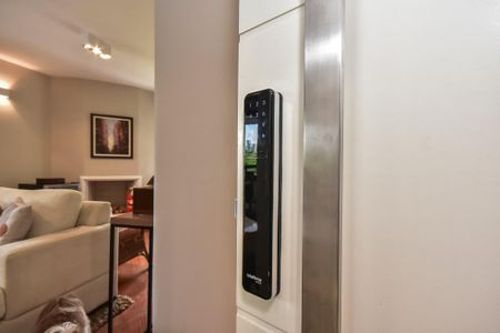 Apartamento à venda com 140m², 3 quartos e 3 vagasFechadura Eletrônica