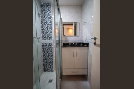 Apartamento à venda com 76m², 2 quartos e 1 vagaBanheiro Social