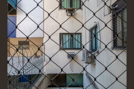 Apartamento à venda com 76m², 2 quartos e 1 vagaQuarto 2 Vista