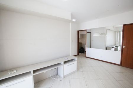 Apartamento à venda com 61m², 2 quartos e 1 vagaSala
