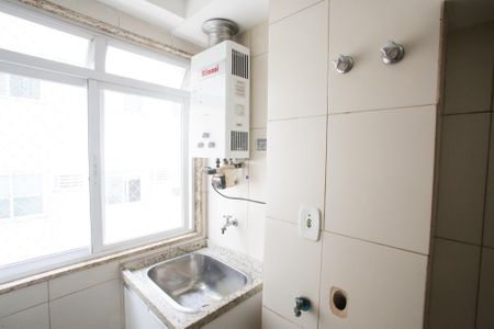 Apartamento à venda com 61m², 2 quartos e 1 vagaÁrea de Serviço