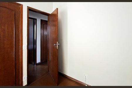 Apartamento para alugar com 120m², 3 quartos e 2 vagasQuarto 2