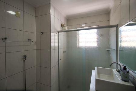 Casa para alugar com 240m², 3 quartos e 5 vagasBanheiro