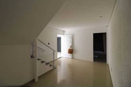 Casa para alugar com 240m², 3 quartos e 5 vagasSala