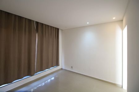 Casa para alugar com 240m², 3 quartos e 5 vagasSala 2