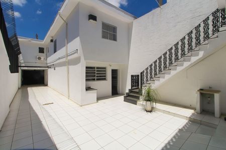 Casa para alugar com 240m², 3 quartos e 5 vagasÁrea de Serviço