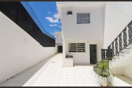 Casa para alugar com 240m², 3 quartos e 5 vagasÁrea de Serviço