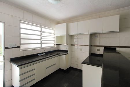 Casa para alugar com 240m², 3 quartos e 5 vagasCozinha