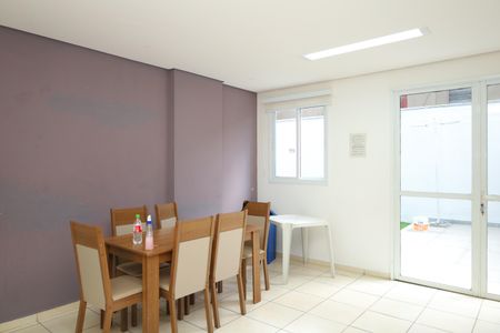 Apartamento para alugar com 50m², 2 quartos e 1 vagaÁrea comum - Salão de festas