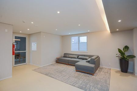 Apartamento à venda com 48m², 2 quartos e 1 vaga Apartamento à venda com 48m², 2 quartos e 1 vagaÁrea comum - Salão de festas