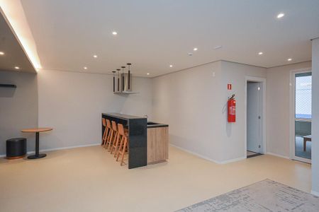 Apartamento à venda com 48m², 2 quartos e 1 vaga Apartamento à venda com 48m², 2 quartos e 1 vagaÁrea comum - Salão de festas