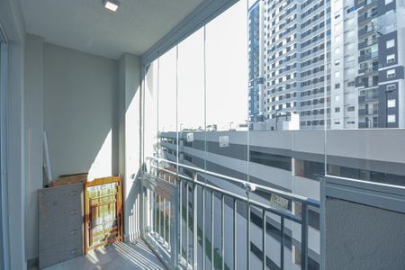 Apartamento à venda com 48m², 2 quartos e 1 vaga Apartamento à venda com 48m², 2 quartos e 1 vagaSacada/Área Serviço