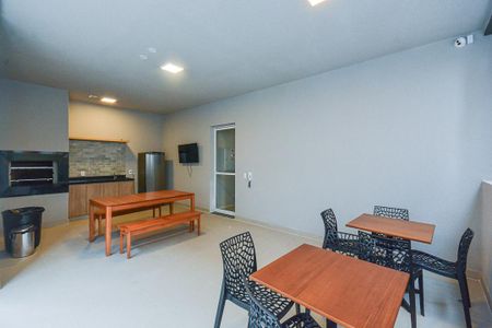 Apartamento à venda com 48m², 2 quartos e 1 vaga Apartamento à venda com 48m², 2 quartos e 1 vagaÁrea comum - Churrasqueira