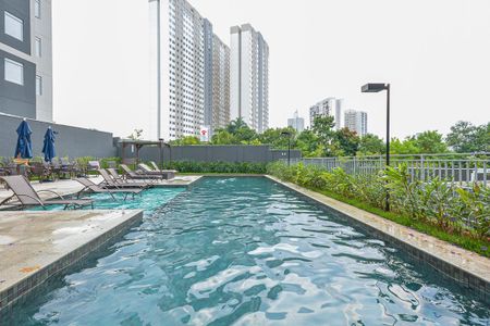 Apartamento à venda com 48m², 2 quartos e 1 vaga Apartamento à venda com 48m², 2 quartos e 1 vagaÁrea comum - Piscina