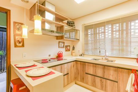 Cozinha de casa para alugar com 3 quartos, 150m² em Jardim Santa Cruz (sacoma), São Paulo