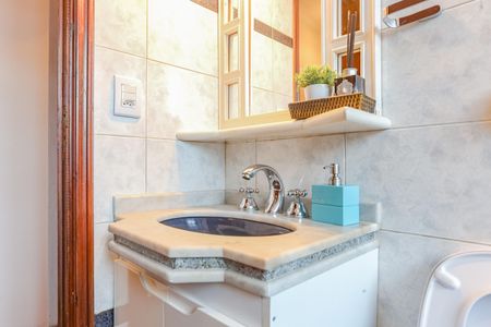 Casa à venda com 150m², 3 quartos e 2 vagasBanheiro Social