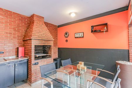 Casa à venda com 150m², 3 quartos e 2 vagasChurrasqueira