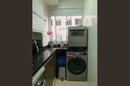 Apartamento à venda com 42m², 2 quartos e 1 vaga Apartamento à venda com 42m², 2 quartos e 1 vagaCozinha e área de serviço