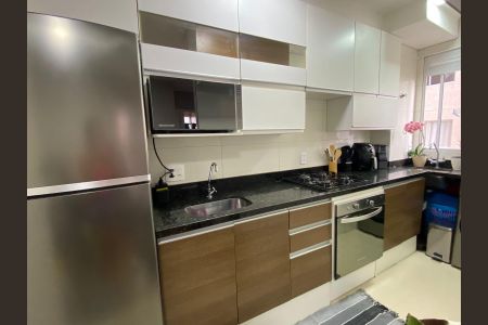 Apartamento à venda com 42m², 2 quartos e 1 vaga Apartamento à venda com 42m², 2 quartos e 1 vagaCozinha e área de serviço