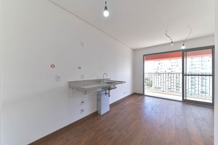 Cozinha de kitnet/studio à venda com 1 quarto, 25m² em Santo Amaro, São Paulo