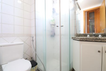 Apartamento à venda com 88m², 3 quartos e 2 vagasBanheiro da Suíte