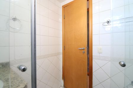 Apartamento à venda com 88m², 3 quartos e 2 vagasBanheiro da Suíte