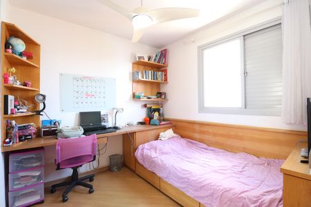 Apartamento à venda com 88m², 3 quartos e 2 vagasQuarto 2