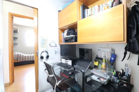 Apartamento à venda com 88m², 3 quartos e 2 vagasEscritório