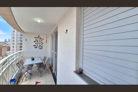 Apartamento à venda com 88m², 3 quartos e 2 vagasVaranda