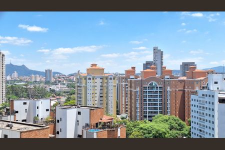 Apartamento à venda com 88m², 3 quartos e 2 vagasVista