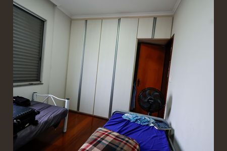 Apartamento à venda com 110m², 3 quartos e 1 vagaQuarto 2