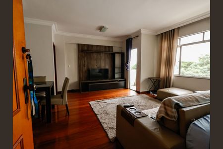 Apartamento à venda com 110m², 3 quartos e 1 vagaSala