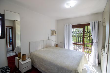 Casa à venda com 165m², 3 quartos e 2 vagasSuíte