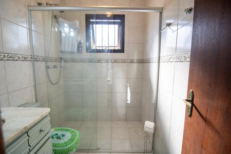 Casa à venda com 165m², 3 quartos e 2 vagasBanheiro