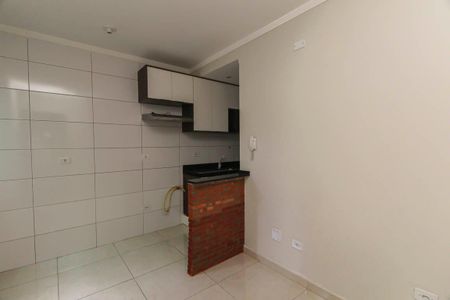 Sala/Cozinha de apartamento para alugar com 2 quartos, 46m² em Jardim Santa Adelia, São Paulo