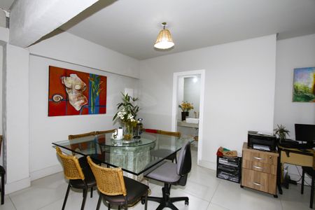 Casa à venda com 600m², 1 quarto e 3 vagasCopa