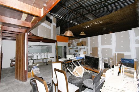 Casa à venda com 600m², 1 quarto e 3 vagasSala 2