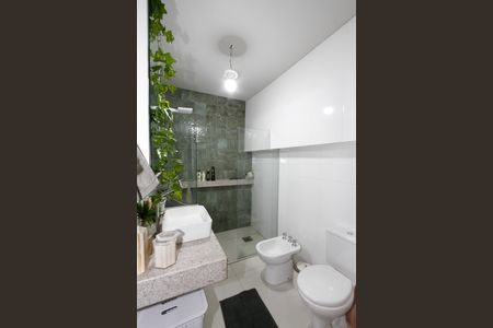 Casa à venda com 600m², 1 quarto e 3 vagasBanheiro da Suíte