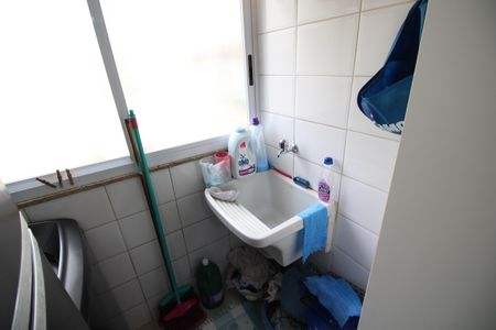 Apartamento à venda com 80m², 3 quartos e 1 vagaÁrea de Serviço