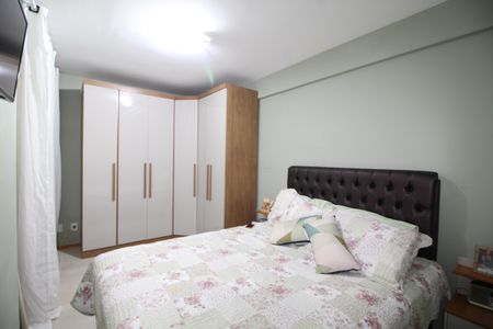 Apartamento à venda com 80m², 3 quartos e 1 vagaQuarto 2