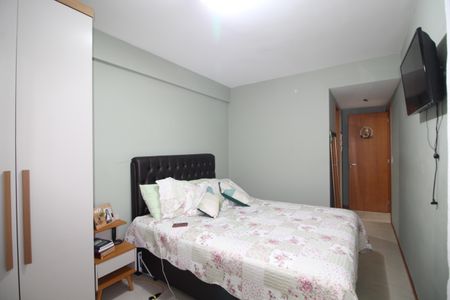 Apartamento à venda com 80m², 3 quartos e 1 vagaQuarto 2