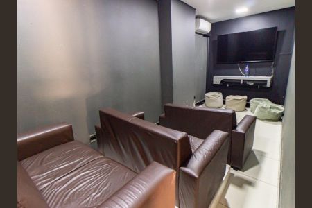 Apartamento à venda com 95m², 3 quartos e 2 vagasÁrea comum - Cinema