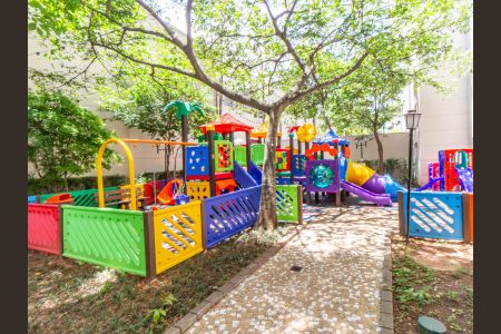 Apartamento à venda com 95m², 3 quartos e 2 vagasÁrea comum - Playground