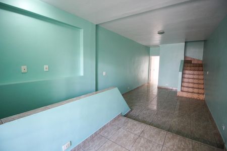 Sala de casa para alugar com 2 quartos, 123m² em Jardim Guaciara, Taboão da Serra