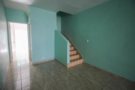 Sala de casa para alugar com 2 quartos, 123m² em Jardim Guaciara, Taboão da Serra
