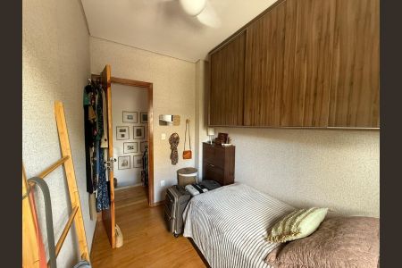 Casa à venda com 3 quartos, 133m² em Bosque da Saúde, São Paulo