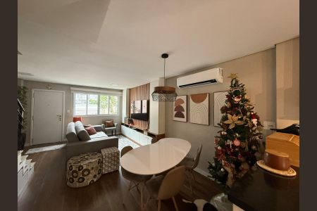 Casa à venda com 3 quartos, 133m² em Bosque da Saúde, São Paulo