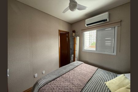 Casa à venda com 3 quartos, 133m² em Bosque da Saúde, São Paulo